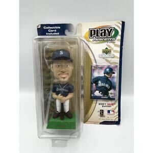 Ichiro Suzuki Rookie Seattle Mariners Blue Jersey 2001 Bobble Head UD Playmakers